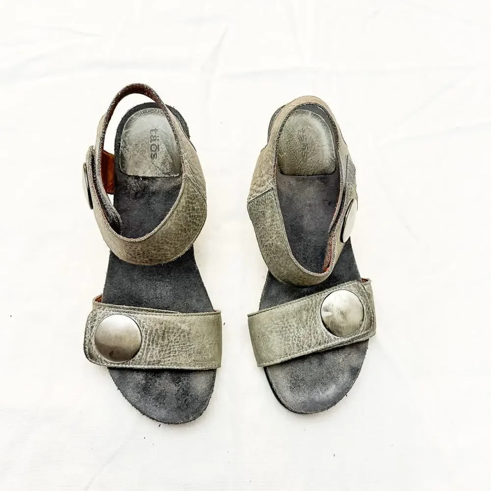 Taos Carousel Wedge Sandal Gray Silver Button Slingback Platform Shoes Size 37
